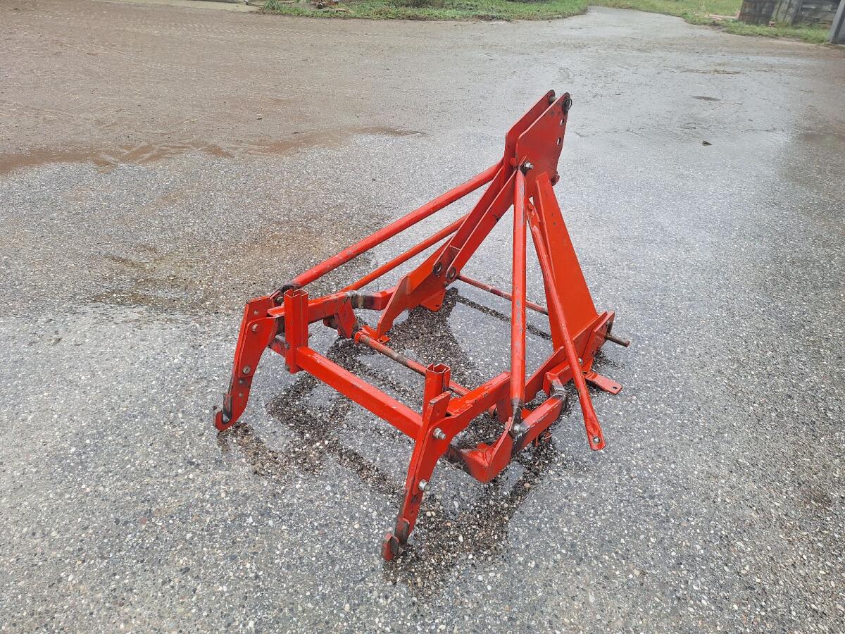 Lely Dreipunkt Anbaubock 2
