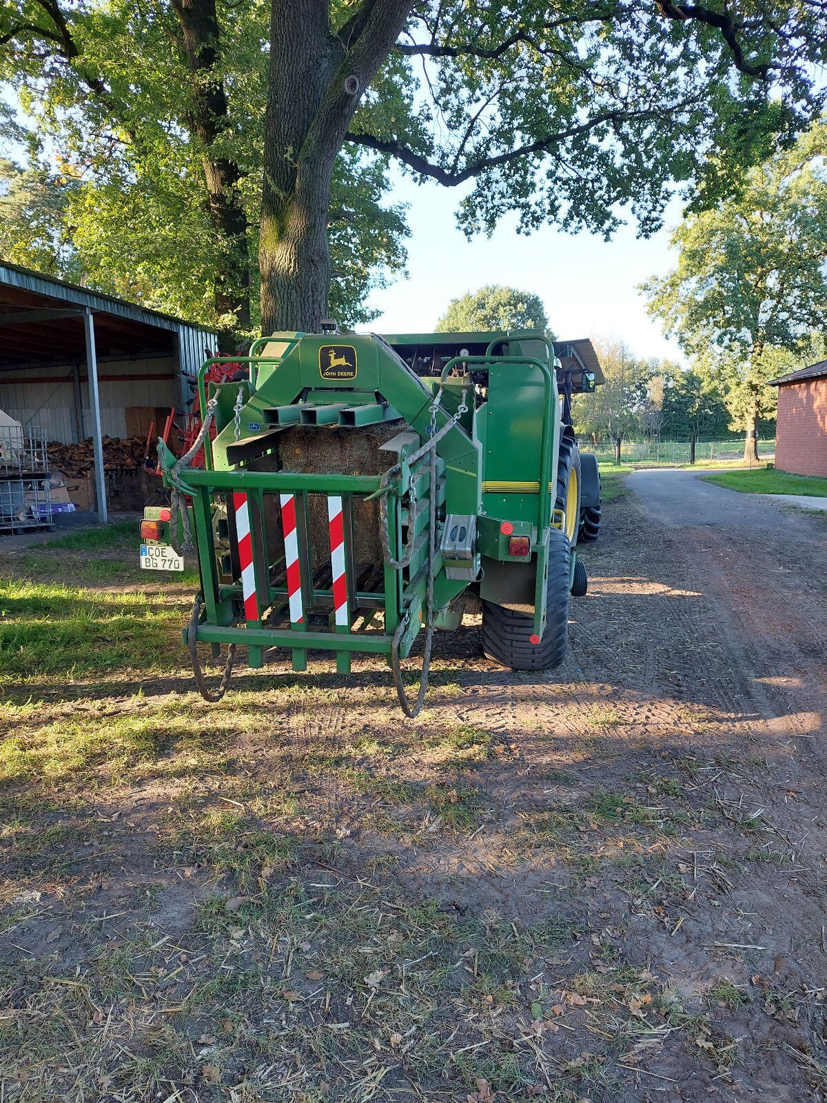 John Deere Quaderballenpresse 680 3