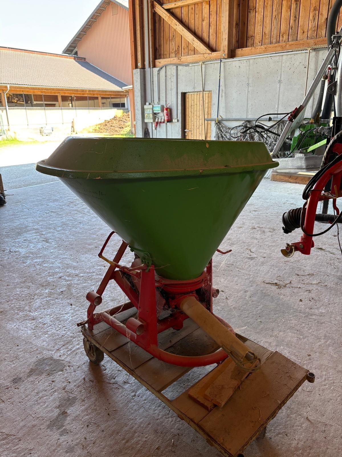 Mais Reihendünggerät 2