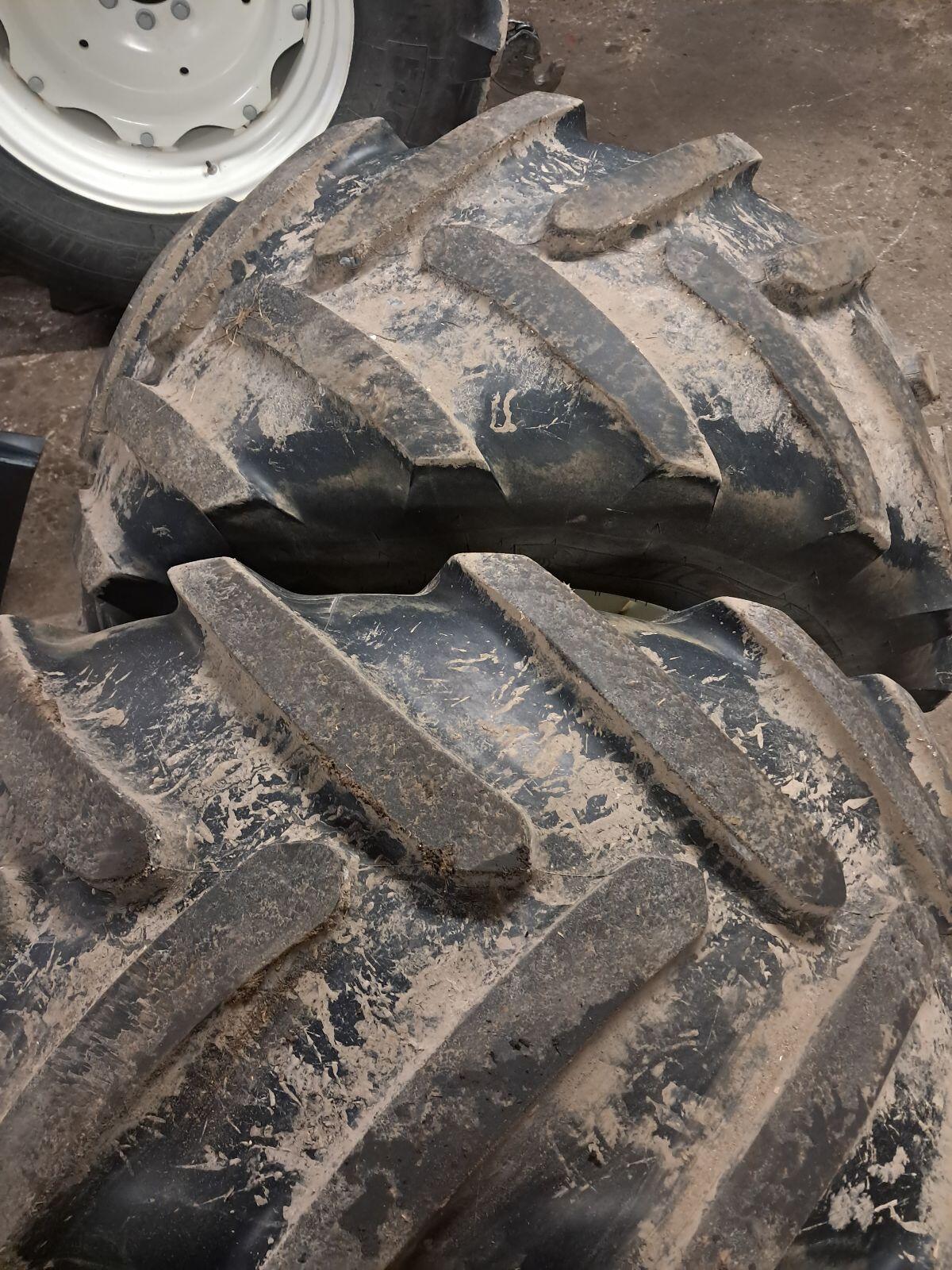 Reifen Michelin 440/65R20 2