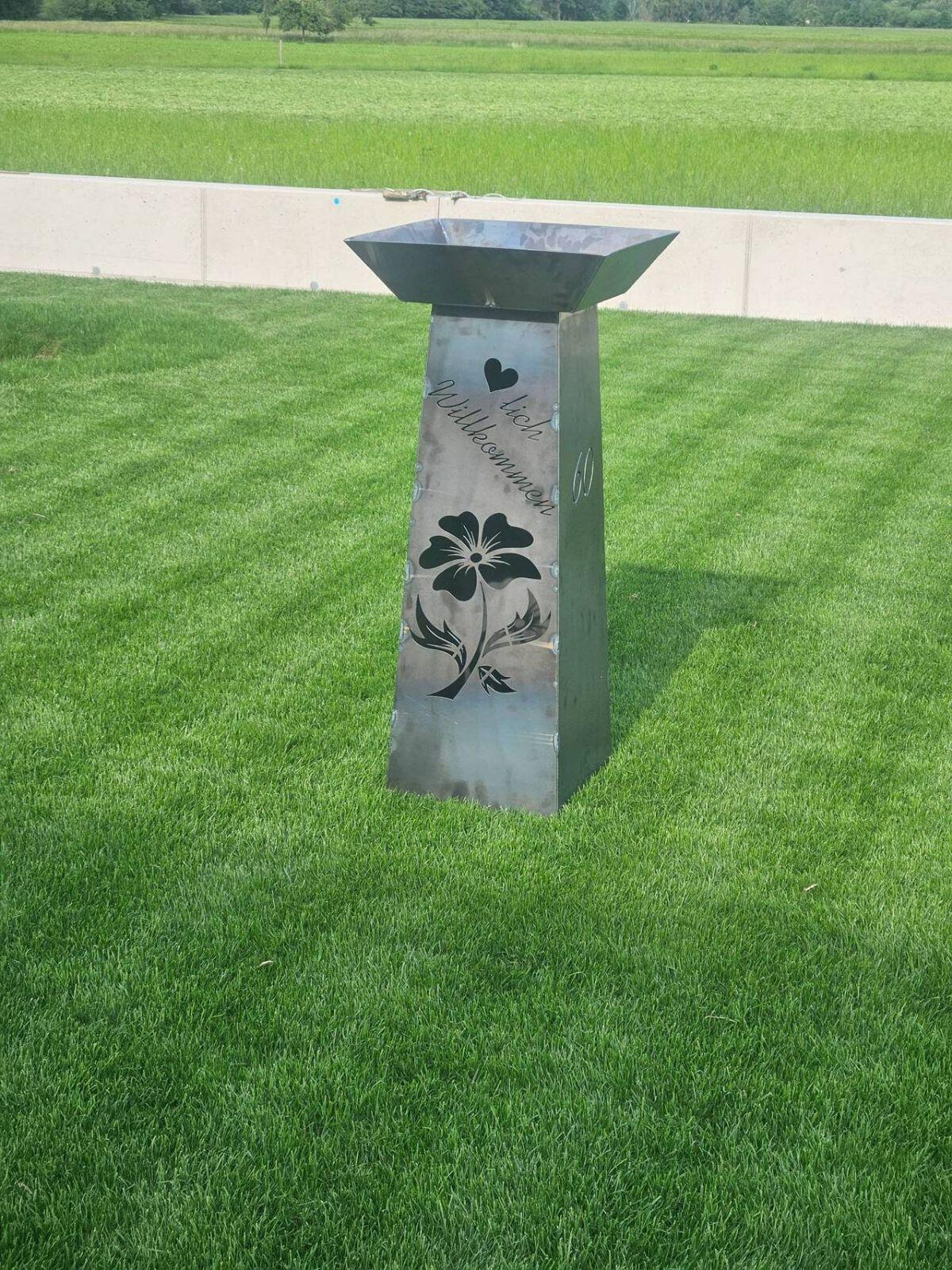 Willkommenssäule, Empfangssäule, Metall Deko individuell 2