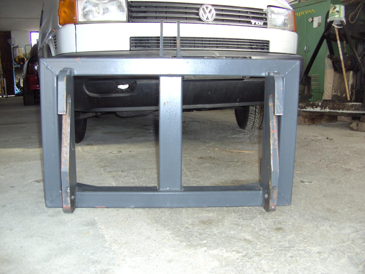 3-Punktadapter mit hydr. Weidemann-Aufnahme 2