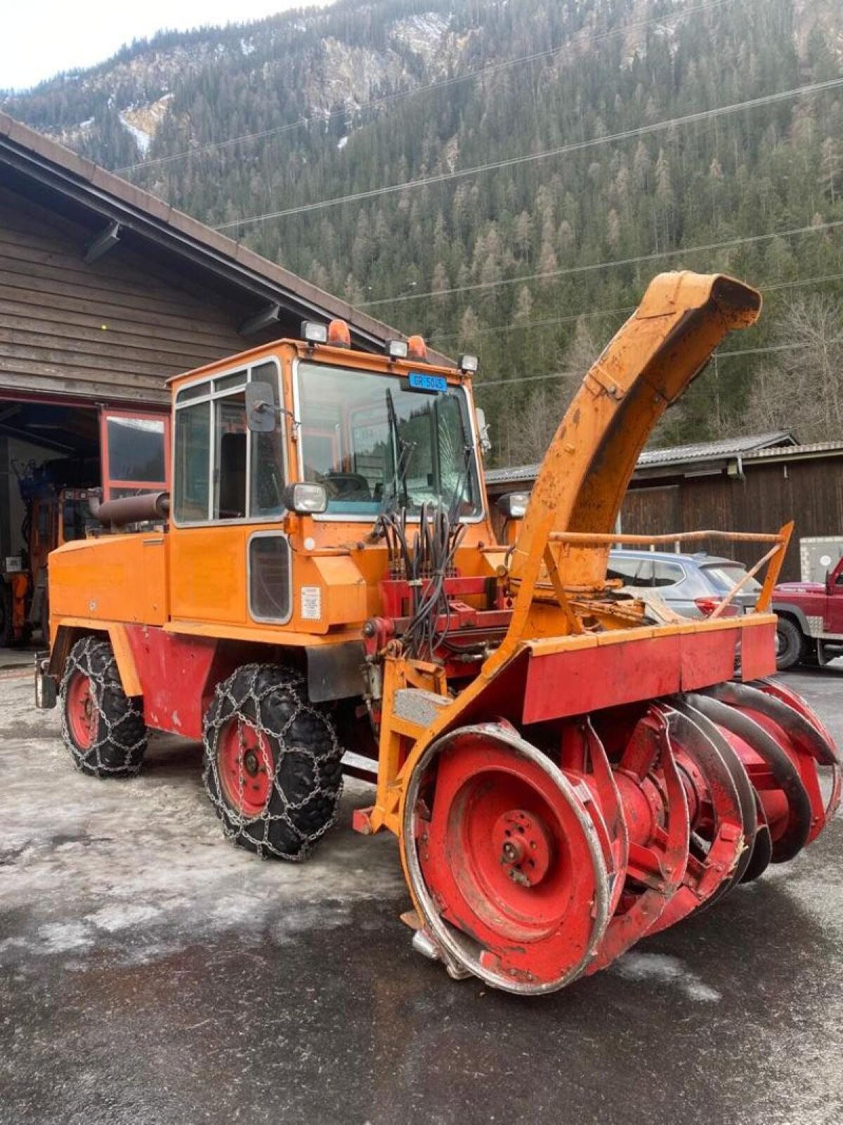 Schneefrässchleuder Boschung B130 2