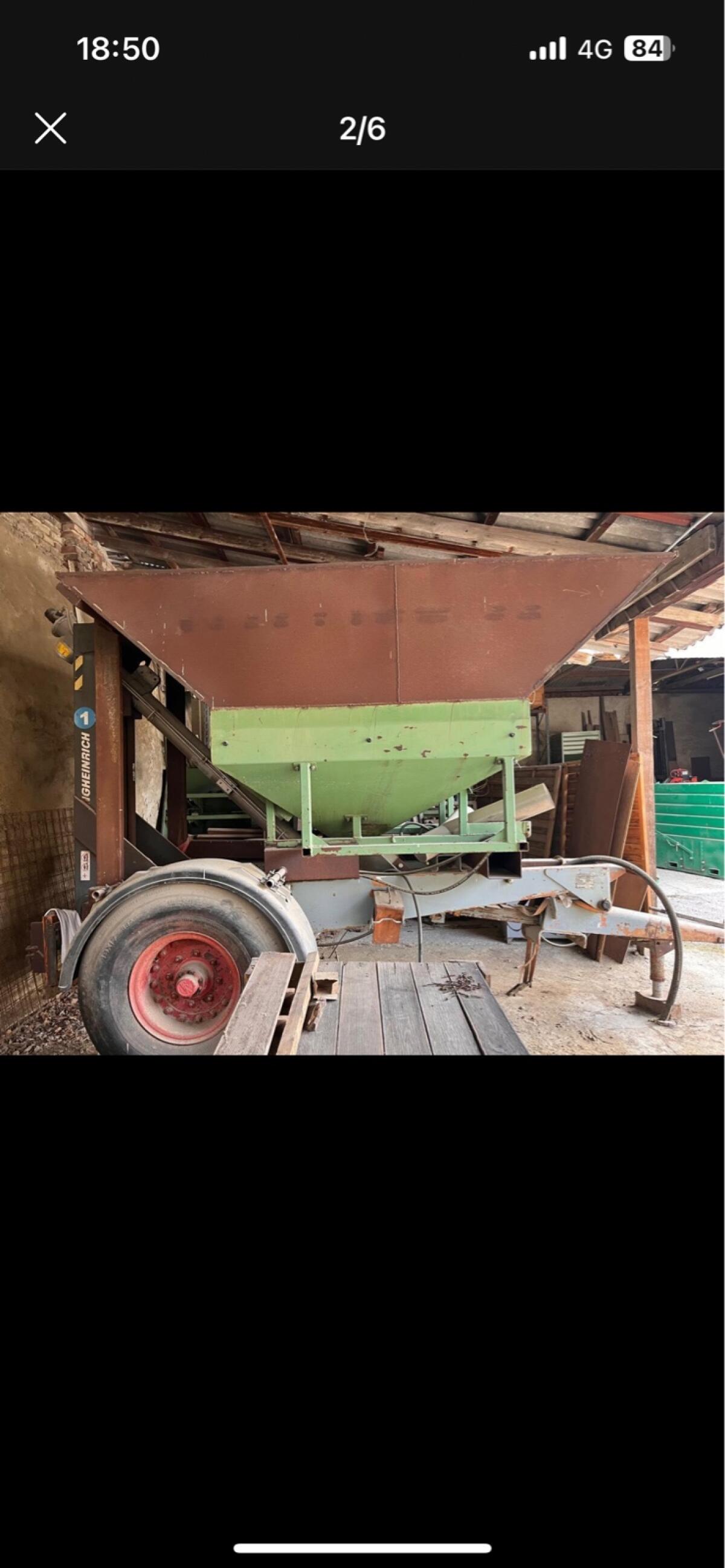 Saatgut/Düngeranhänger 2