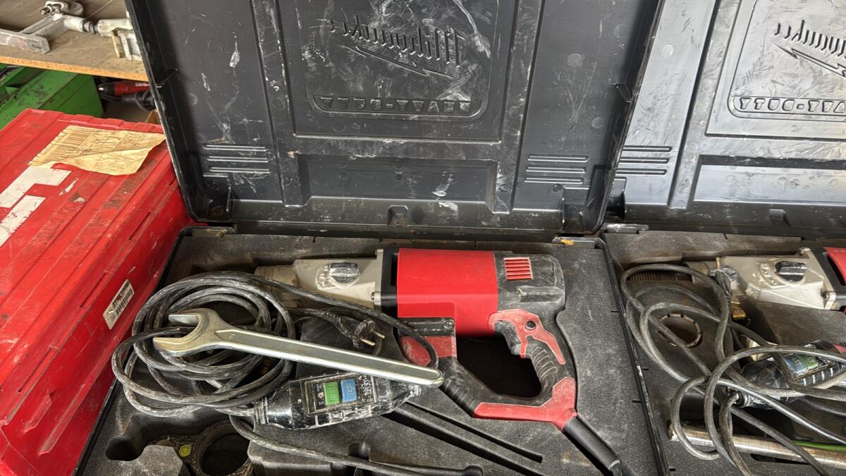 Milwaukee DD 3-152 3