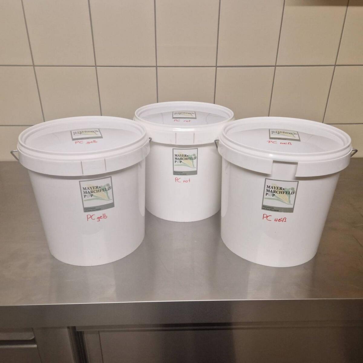 Kidneybohnen und Popcornmais in verschiedenen Farben 2