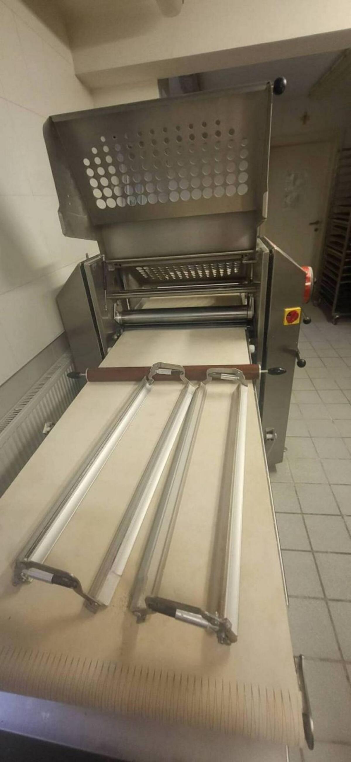 Teigausrollmaschine Fritsch Rollfix 300 2