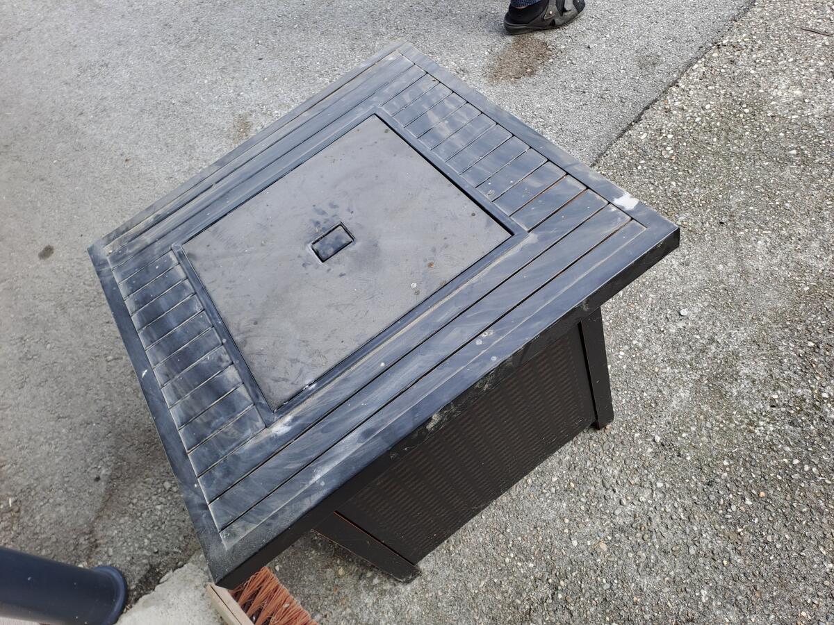 Feuerstelle mit Gasanschluss 3