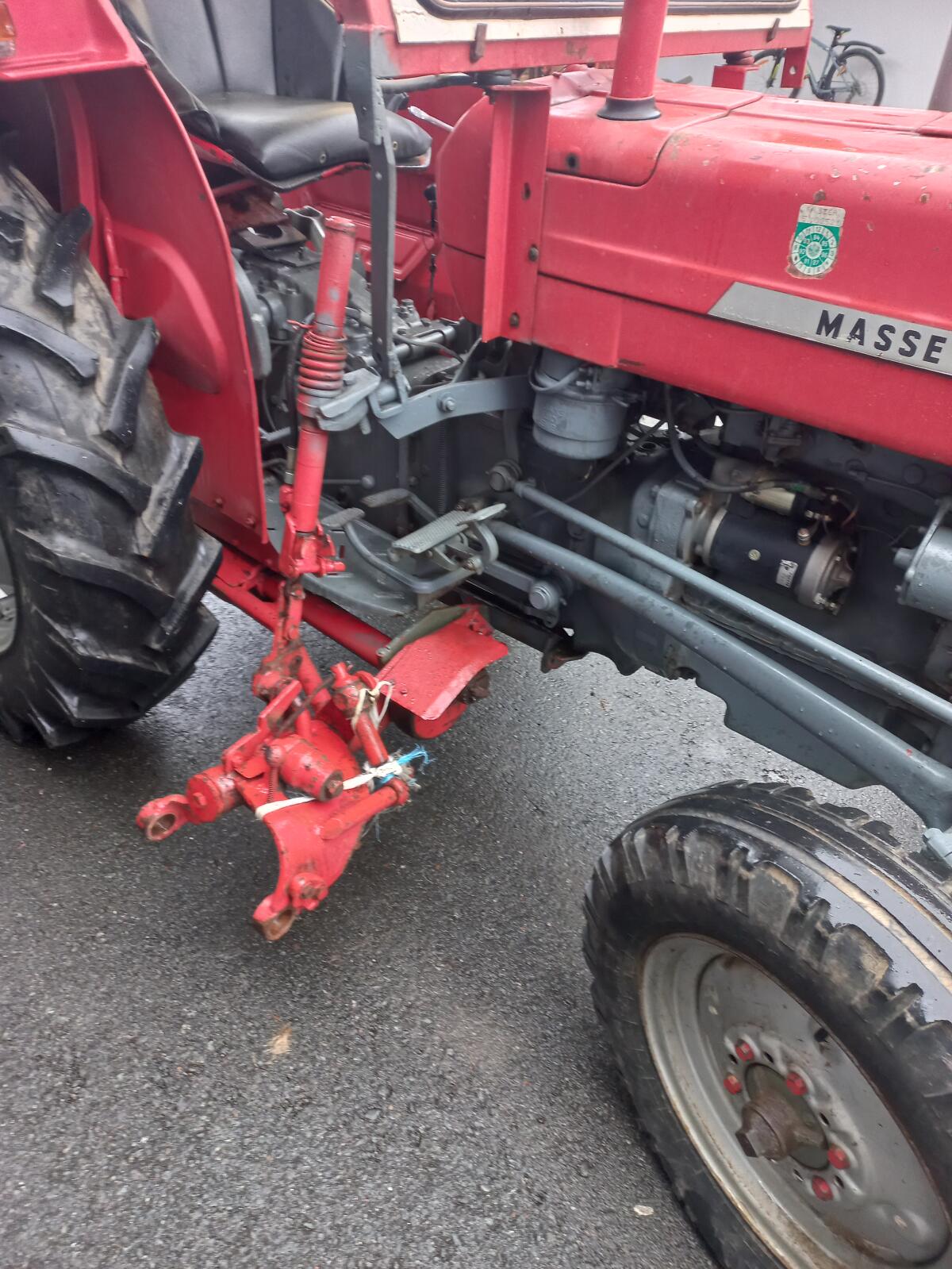 MF 135 und Stapler 2