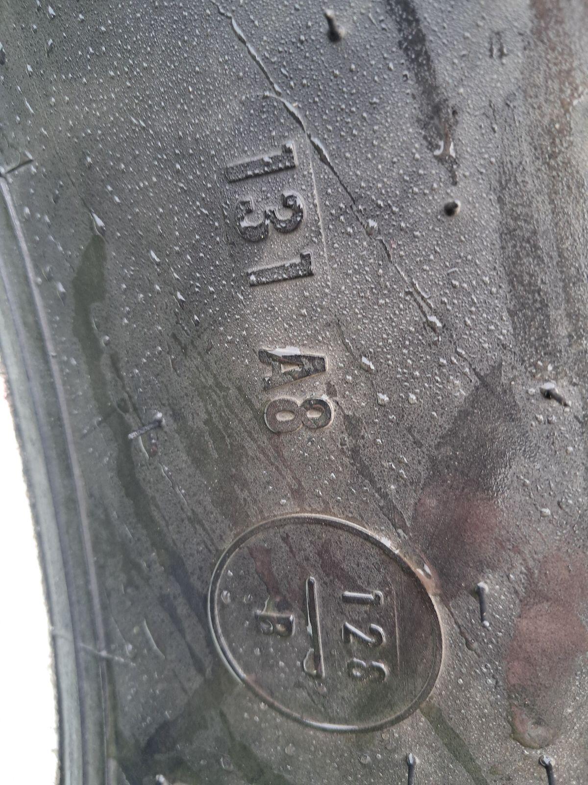 Kompletträder Traktorreifen Traktorräder Cultor 3