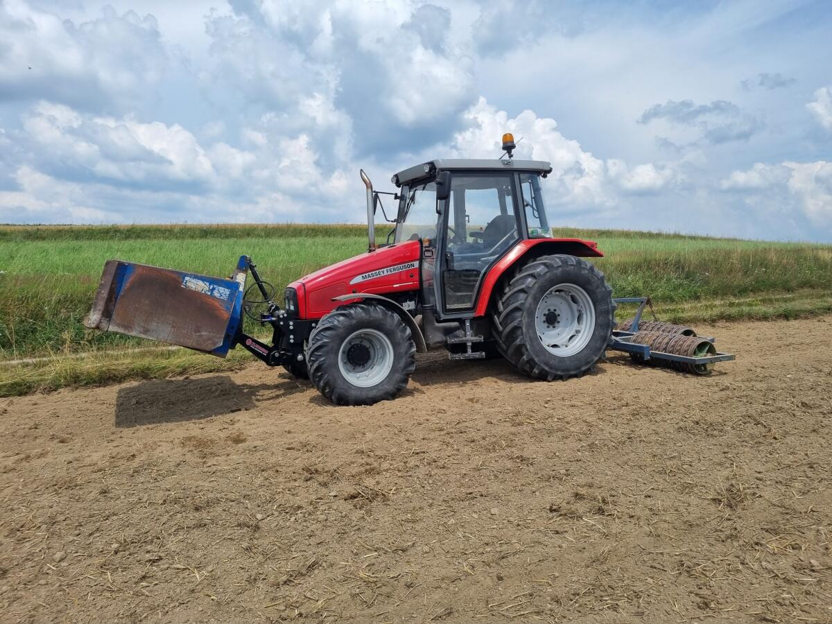 Massey Ferguson MF 4225 Turbo Powershuttle Klima 3