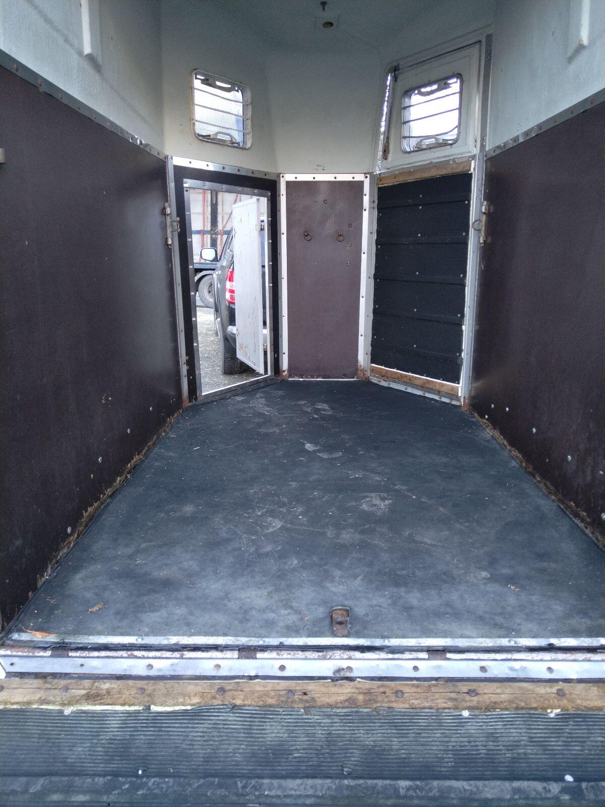 Böckmann Viehanhänger zu verkaufen mit neuem Pickerl 2