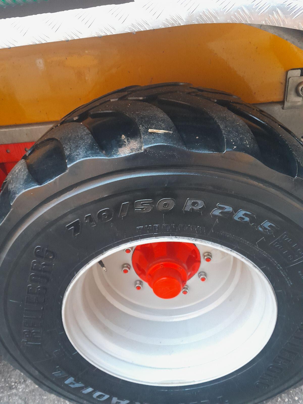 Trelleborg 710/50/26,5 nur Reifen 2