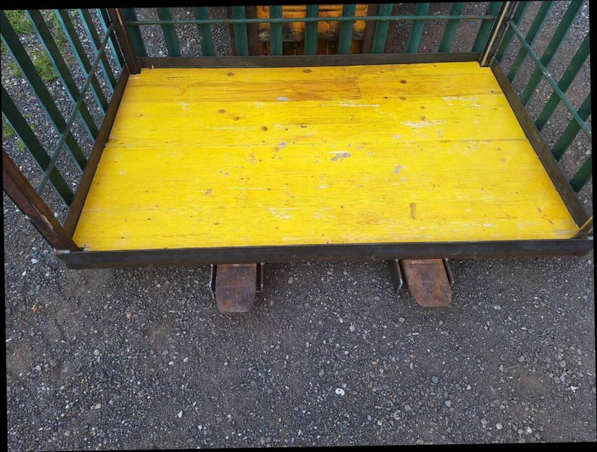 Arbeitskorb für Stapler oder Frontladergabel 2