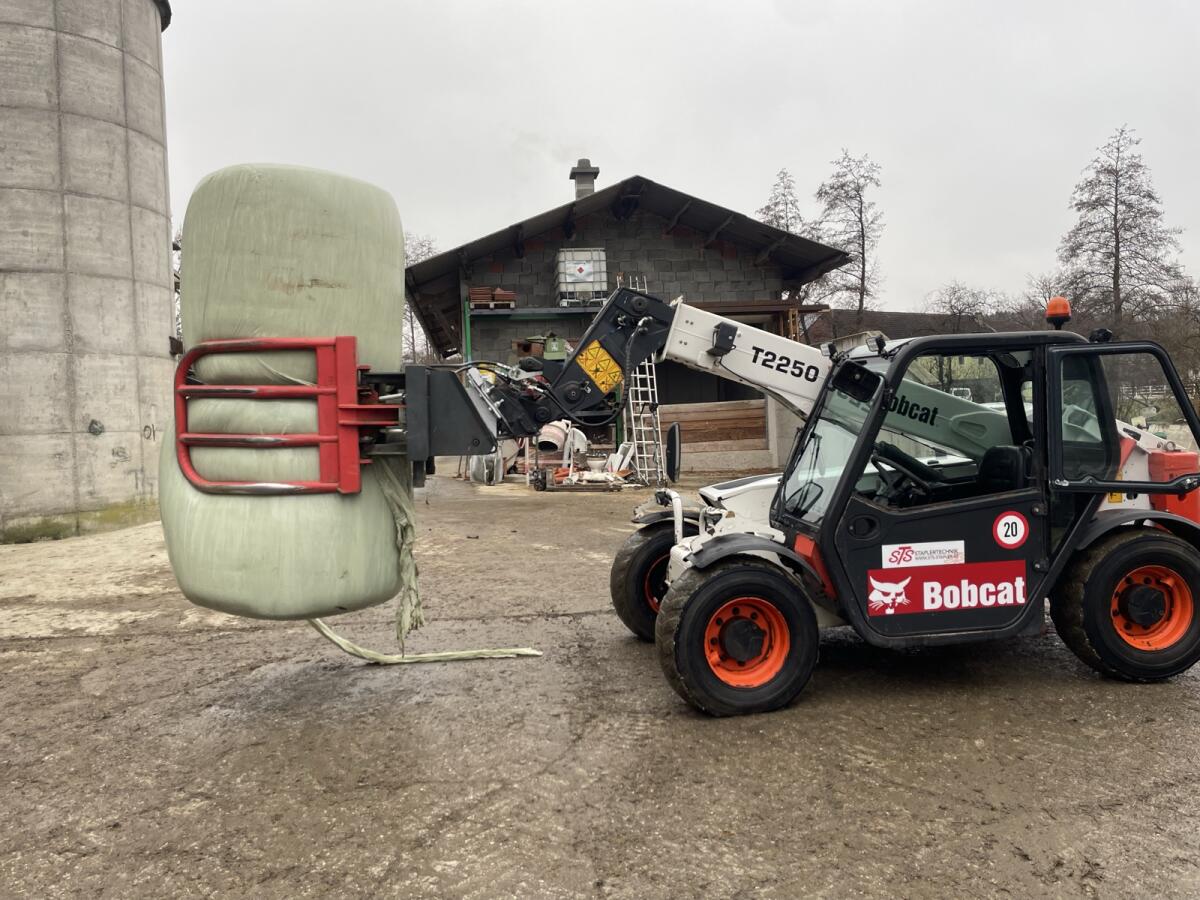 Teleskoplader Bobcat T2250 3