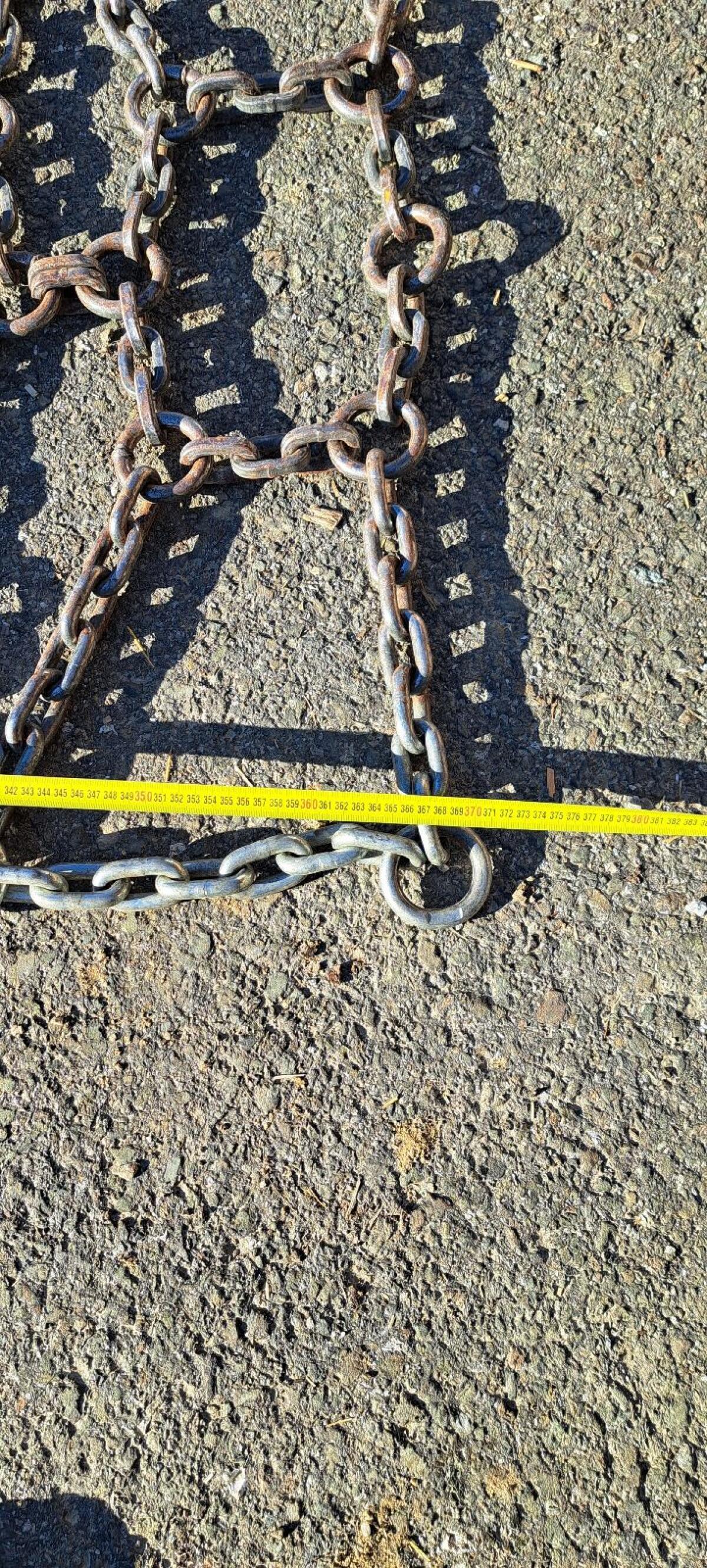 Schneeketten 2 Stk. 20.5 R25 3