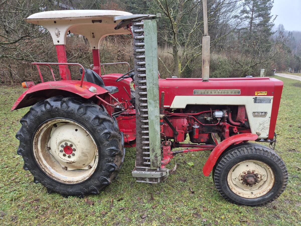 McCormick IHC 434 3