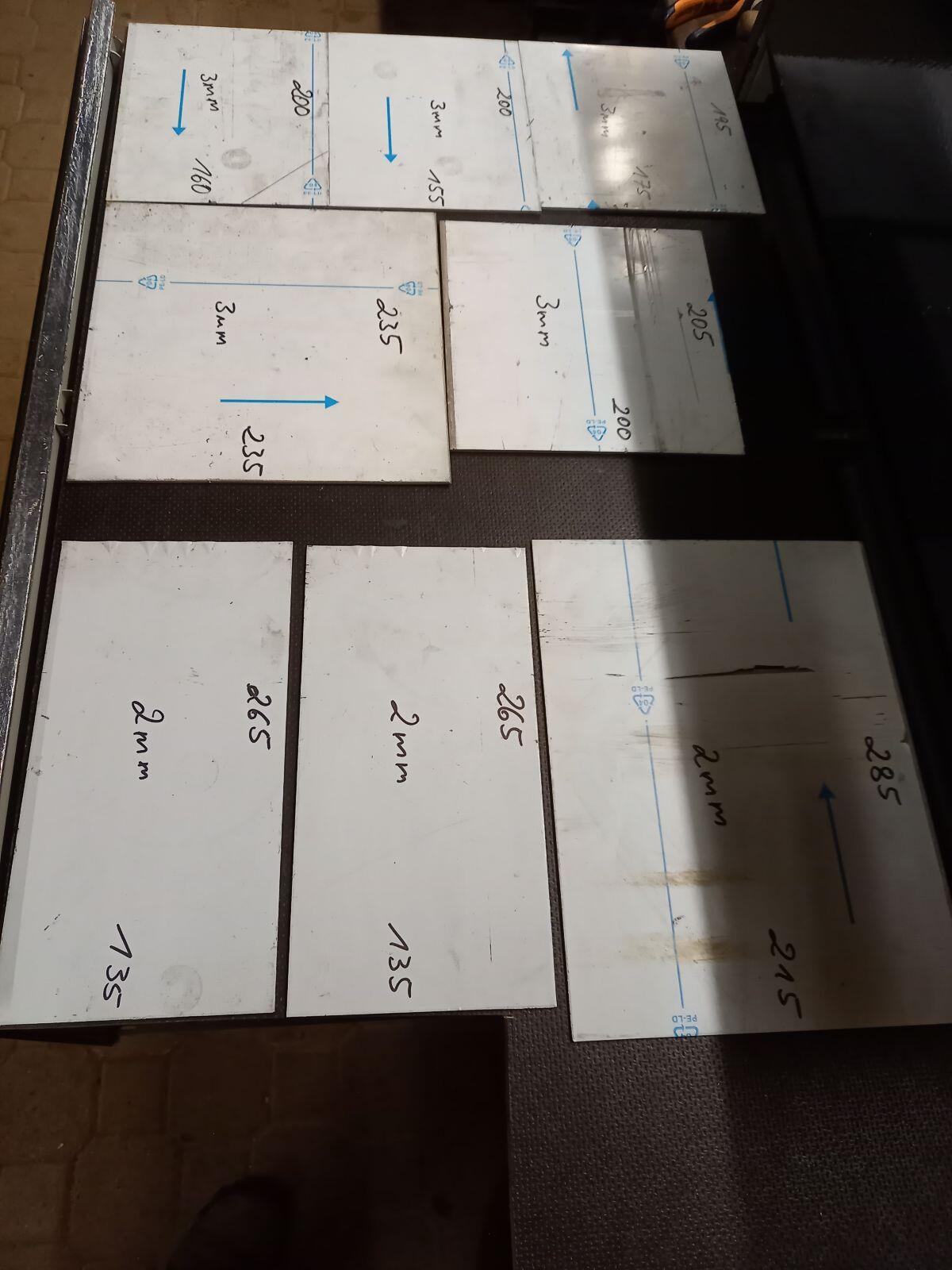 8 Alu-Blechreste 2 und 3 mm mit Folie 1