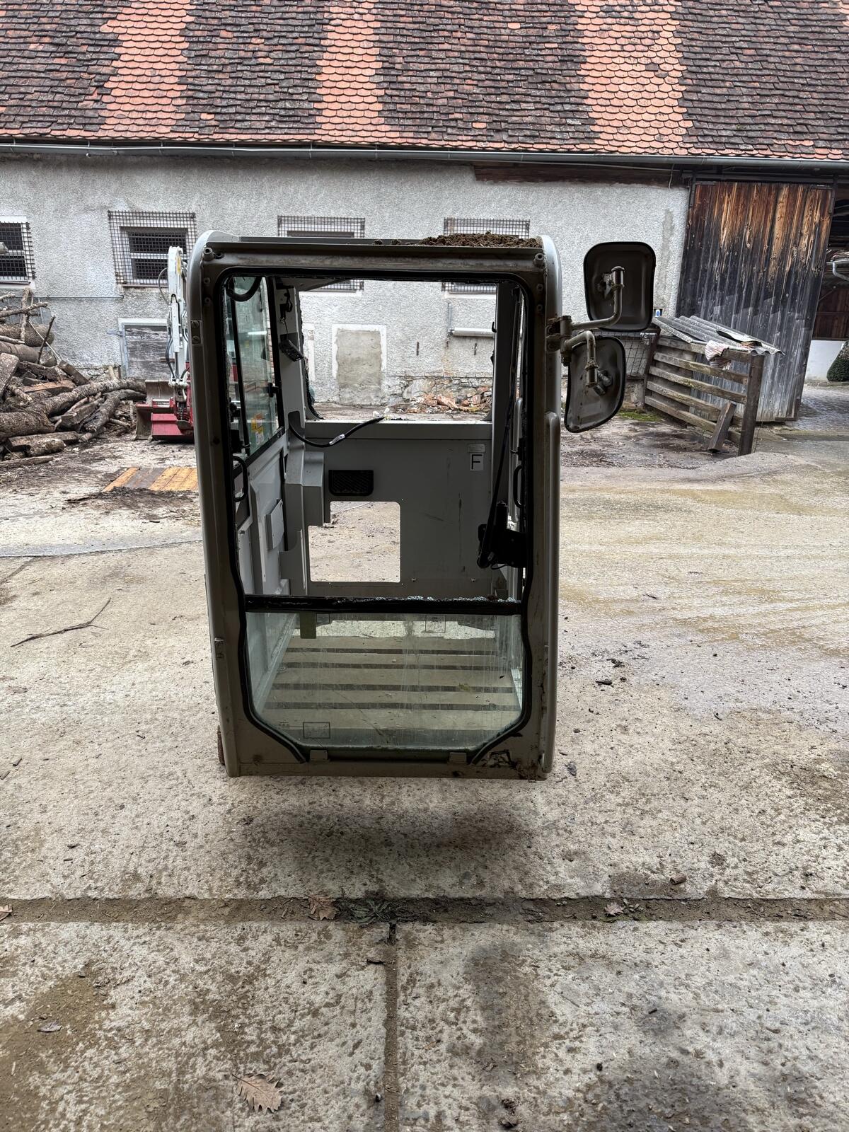 Baggerkabine TB 290-2 3