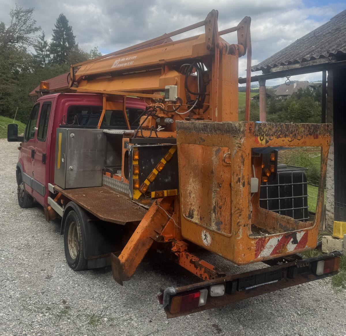 Iveco Daily Hebebühne 14 m 3