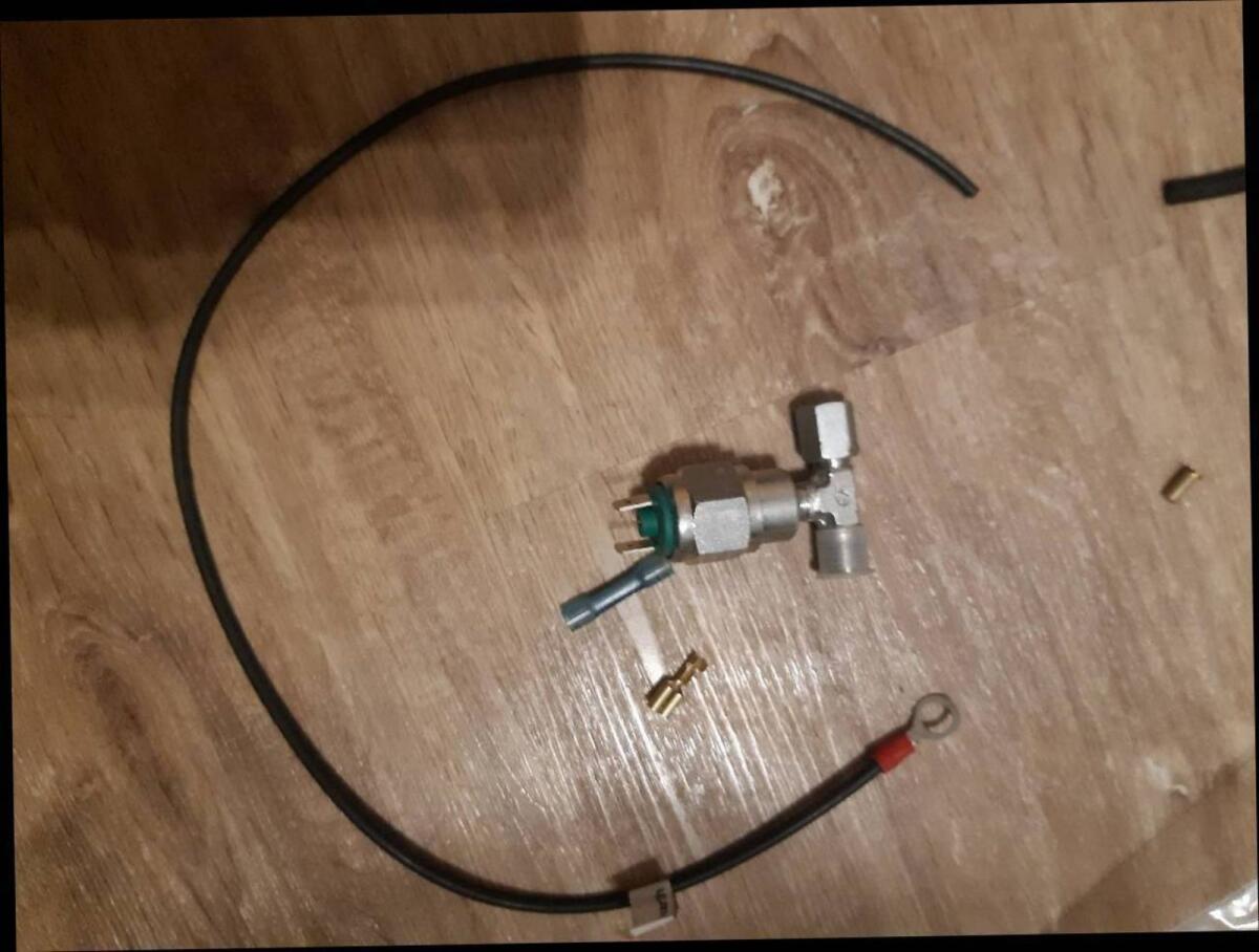 Druckschalter 5,5 bar mit LED-Warnlampe 3