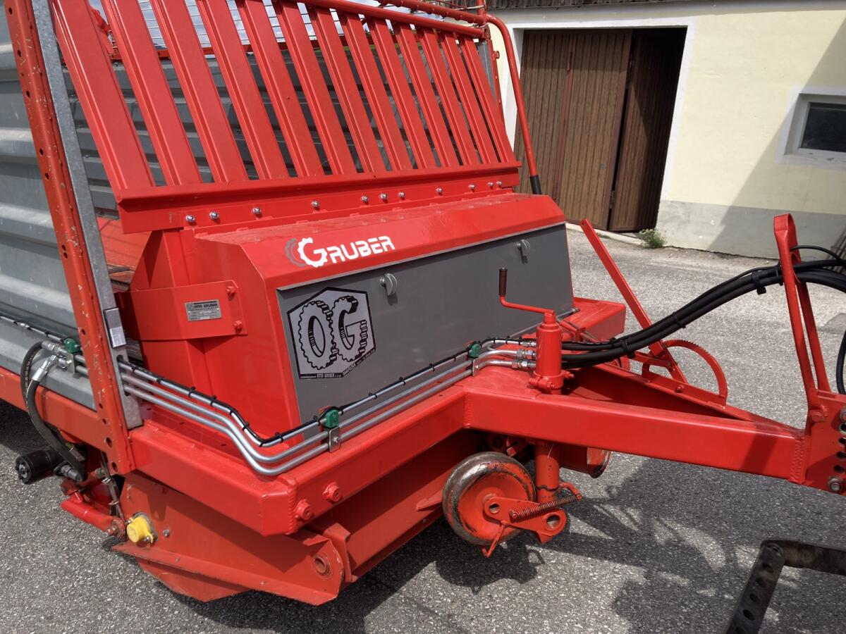 Gruber Ladewagen LT 21-06 2
