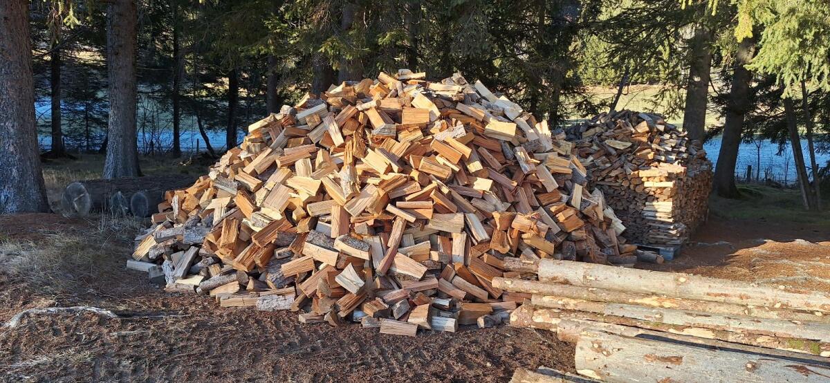 Brennholz/Ofenholz 2