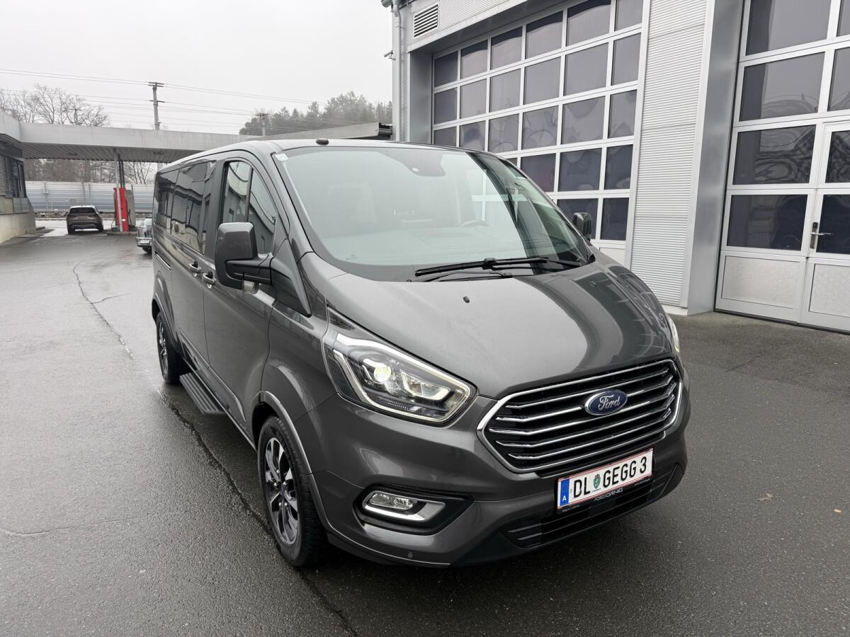 Ford Transit Custom Titanium 2.0 TDCi L2H1 320 Titanium – 9-Sitzer 2
