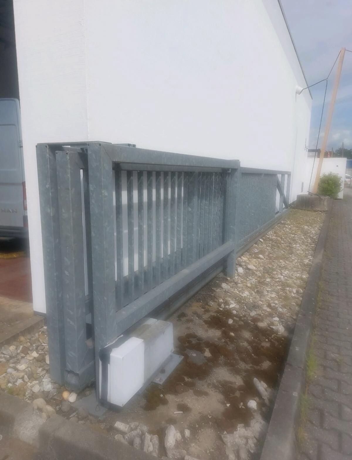 Hoftor Schiebetor Tor 2