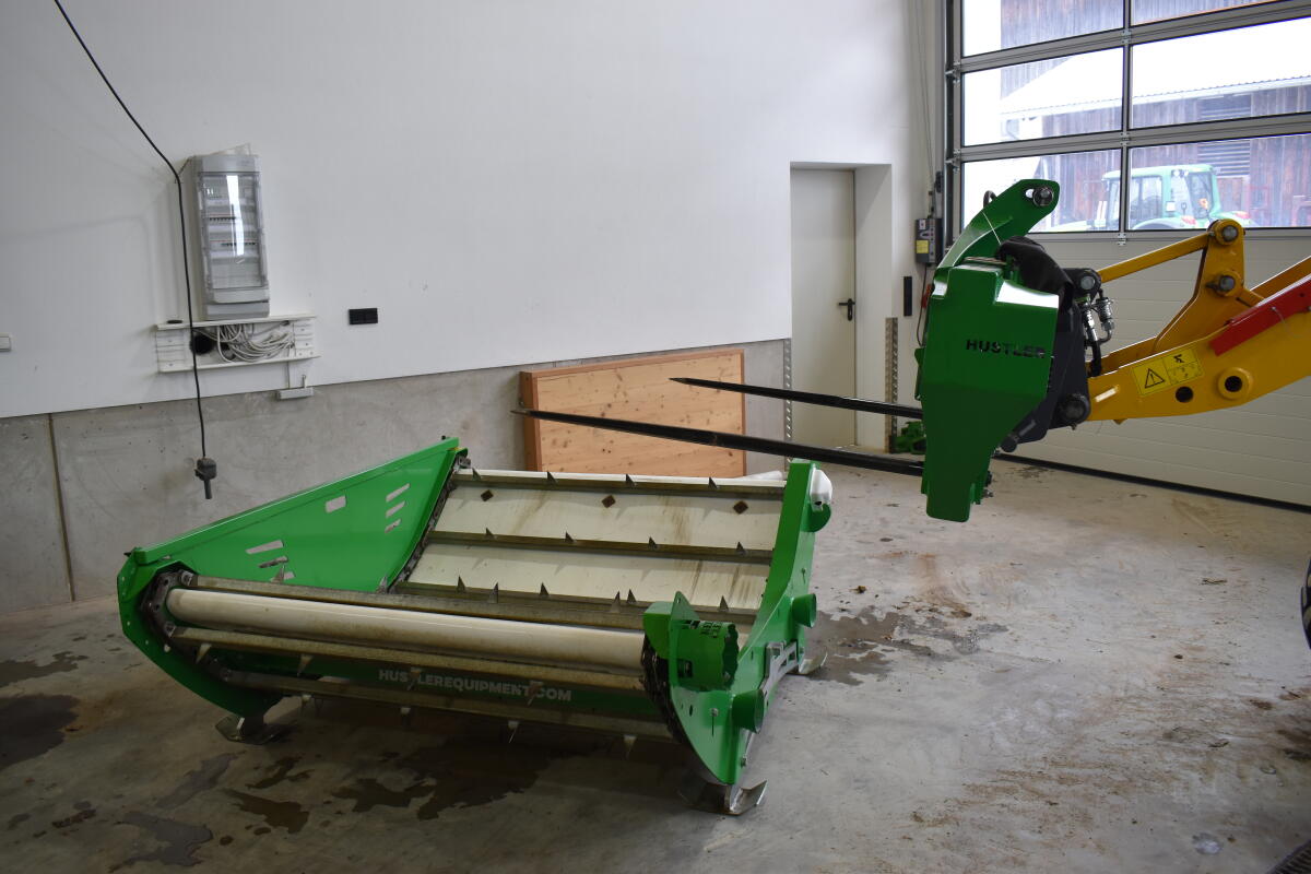 Hustler LX Siloballenauflöser 2