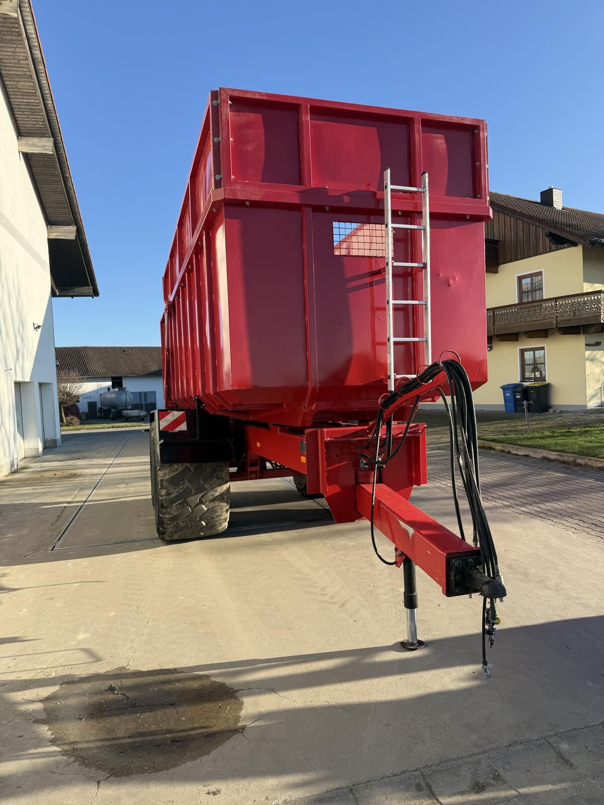 Krampe Muldenkipper 3