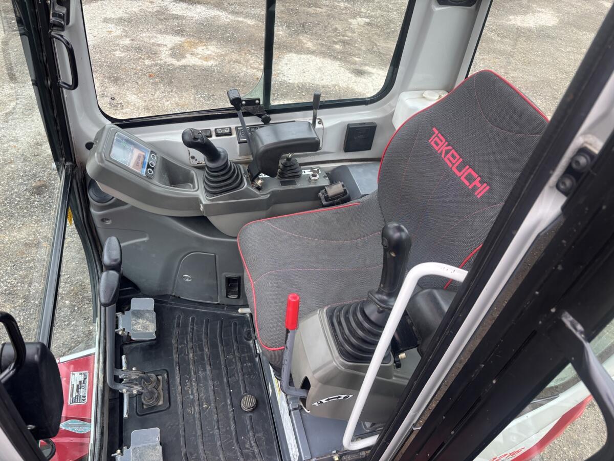 Takeuchi TB 216 2
