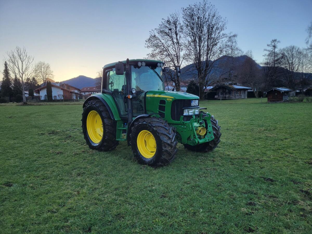 John Deere 6230 Premium 3.750 Bstd. Traktor 2