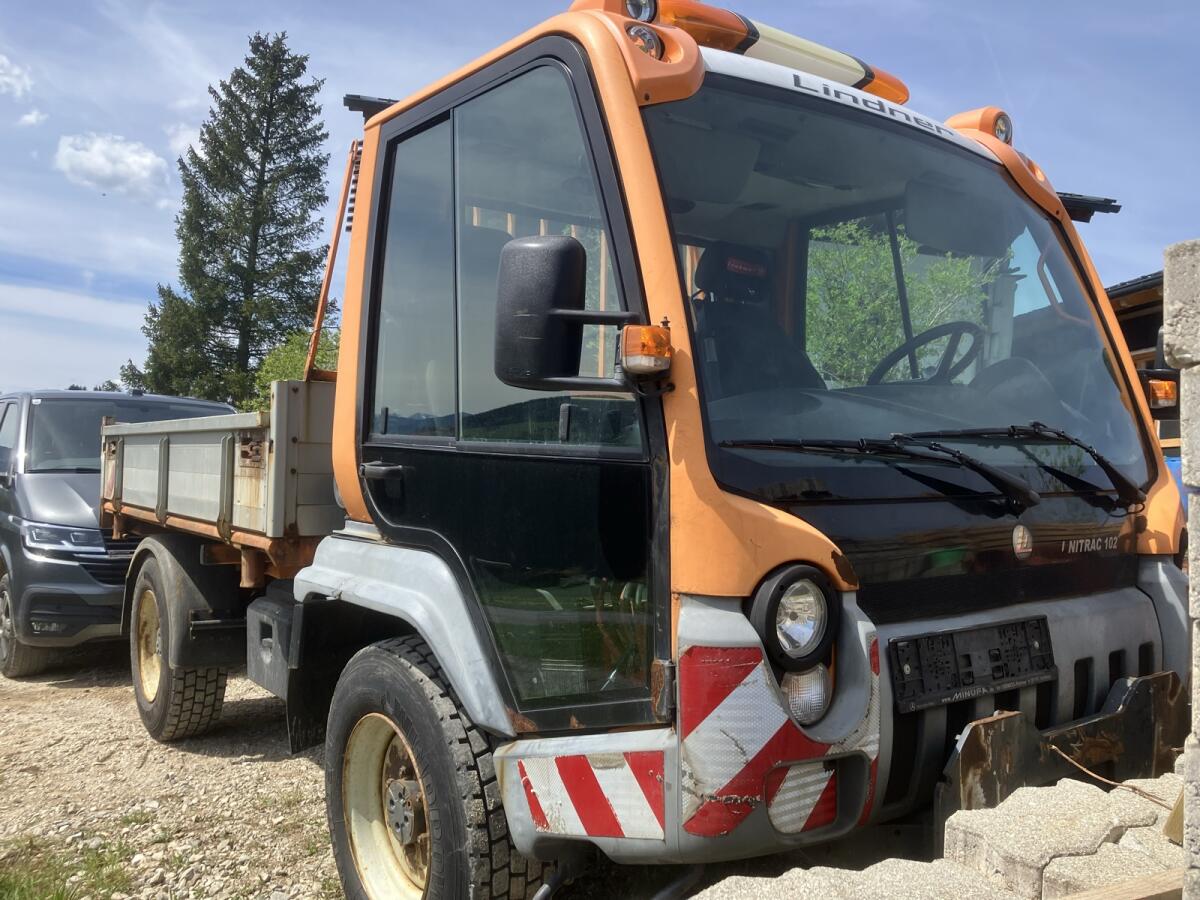 Lindner Unitrac 102 Perkins 2