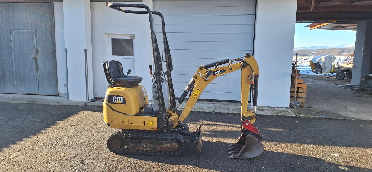 Minibagger Cat 300.9D 3