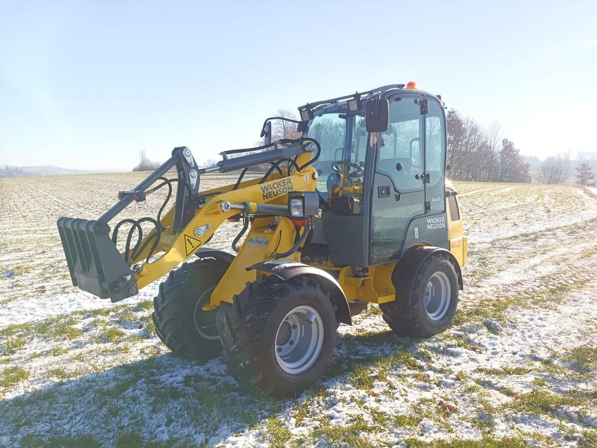 Weidemann 1280 Wacker Neuson WL25 Hoftrac 2