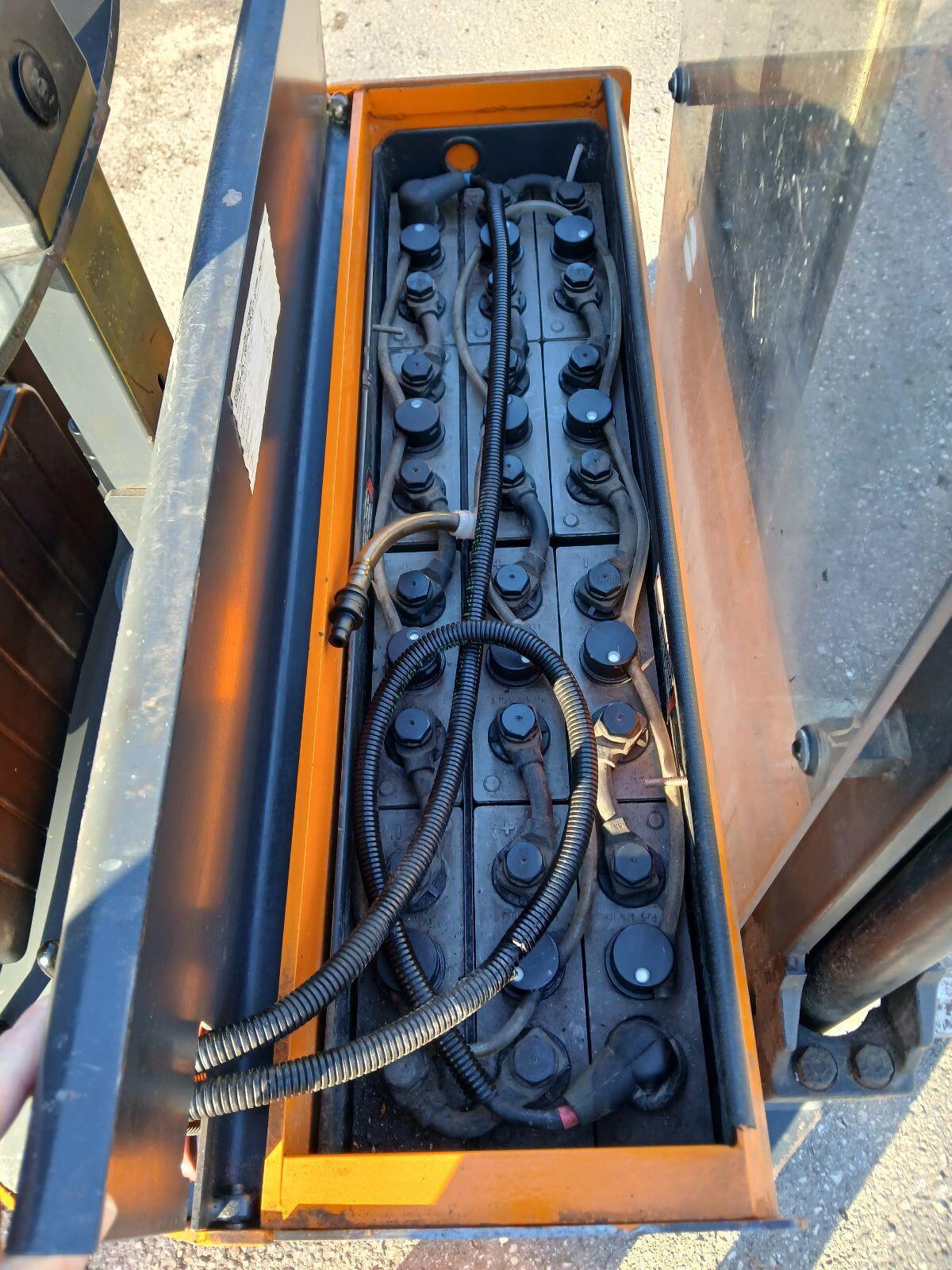 Ameise, Hochhubwagen Still 3