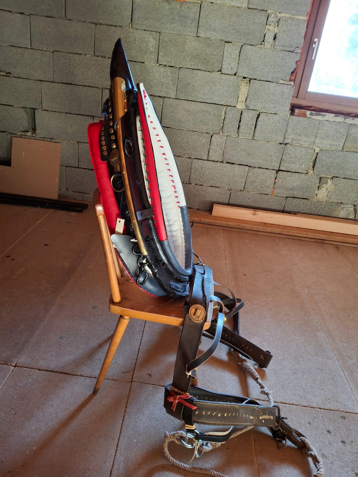 Pferde-Kummet komplett mit Zubehör 2