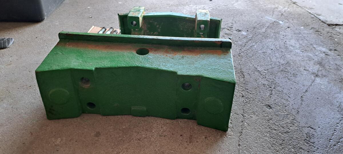 Frontgewichtsträger für John Deere 5 Serie 3
