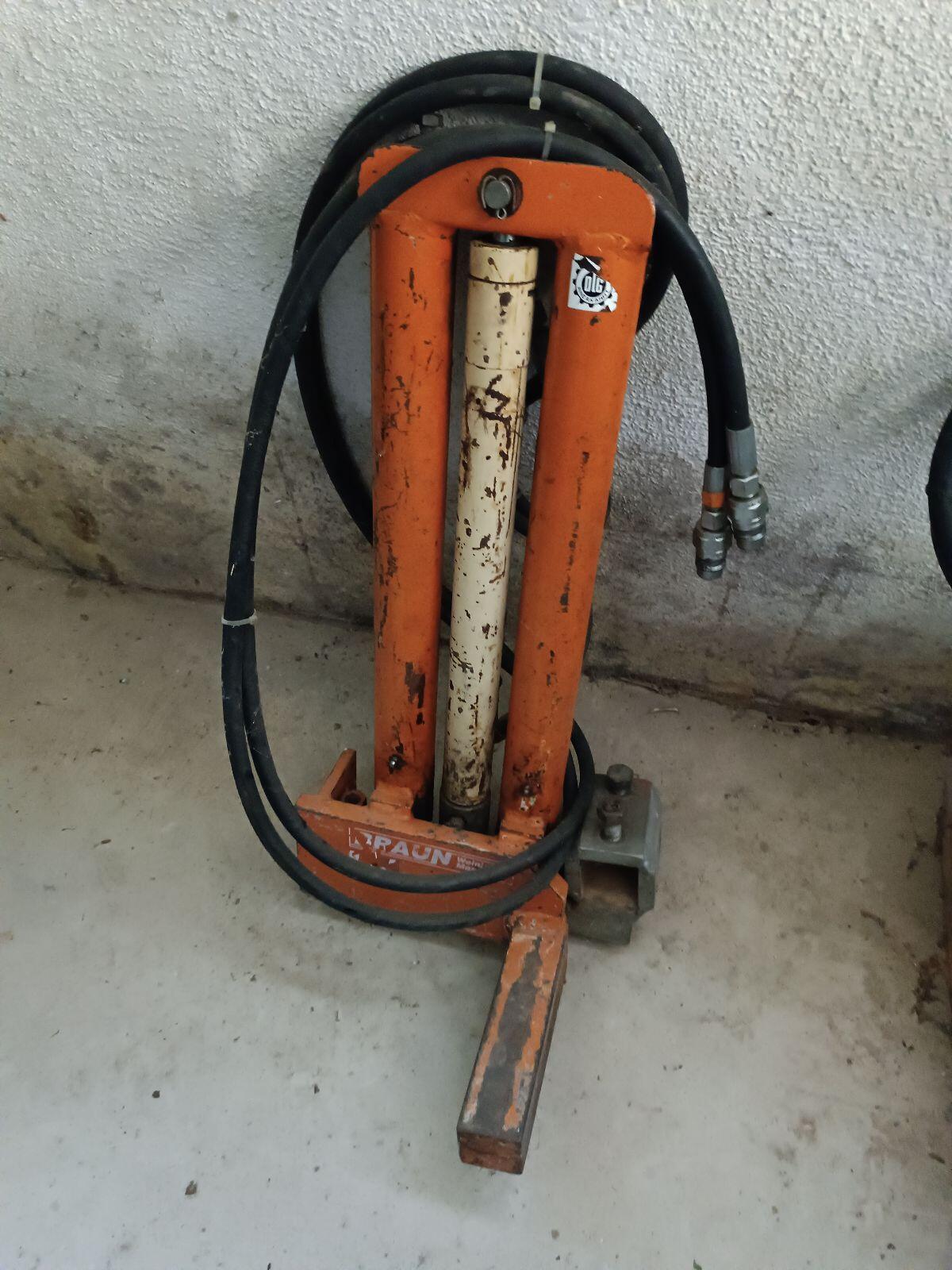 Braun Stockräum Konsole 2