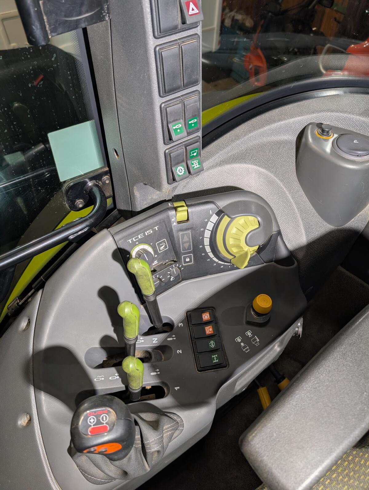 CLAAS Arion 410 CIS 3