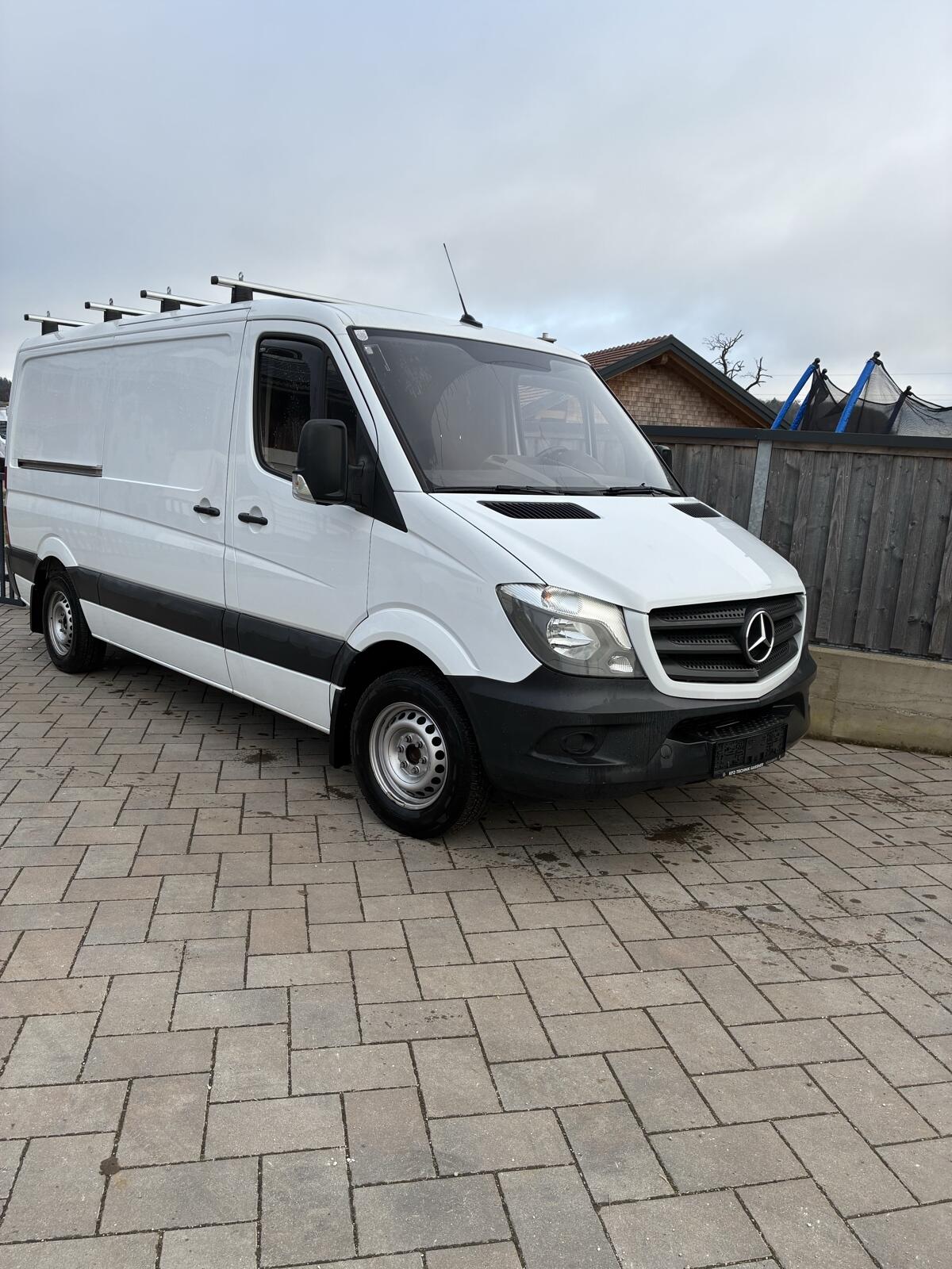 Mercedes Benz Sprinter 3