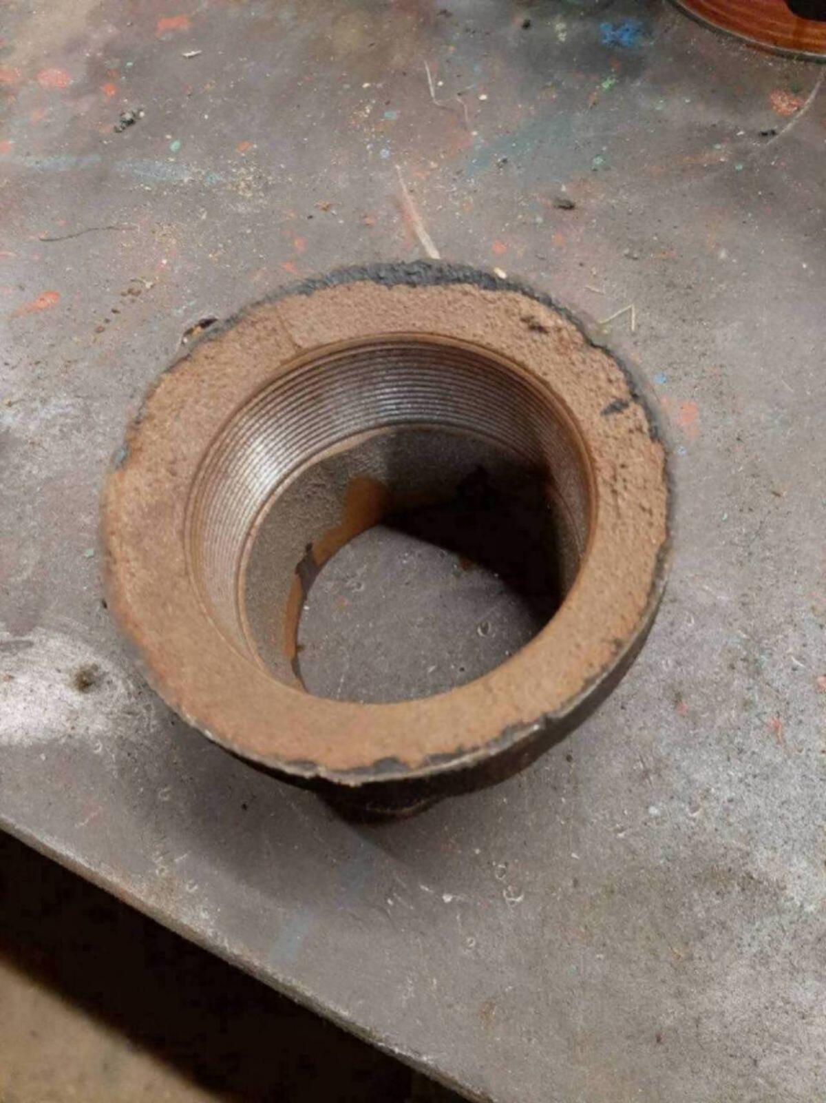 Neuer Gewindeanschluss Stutzen 2