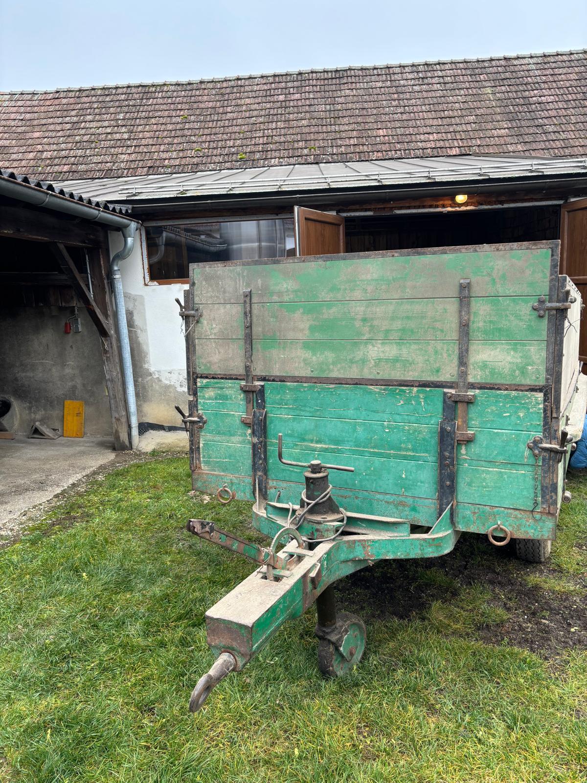 Anhänger mit doppelten Bordwänden 2