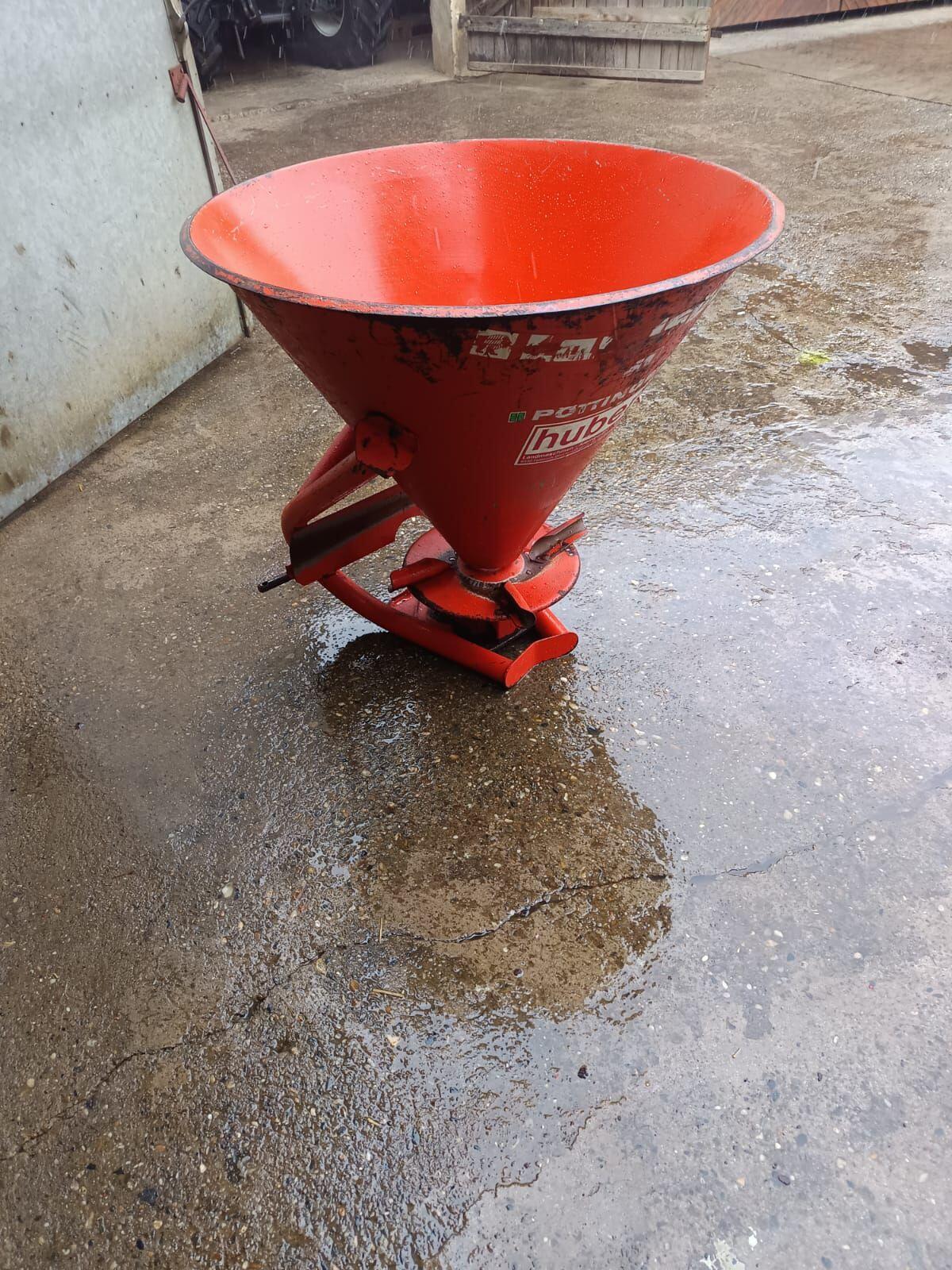 Düngerstreuer Splitstreuer 2