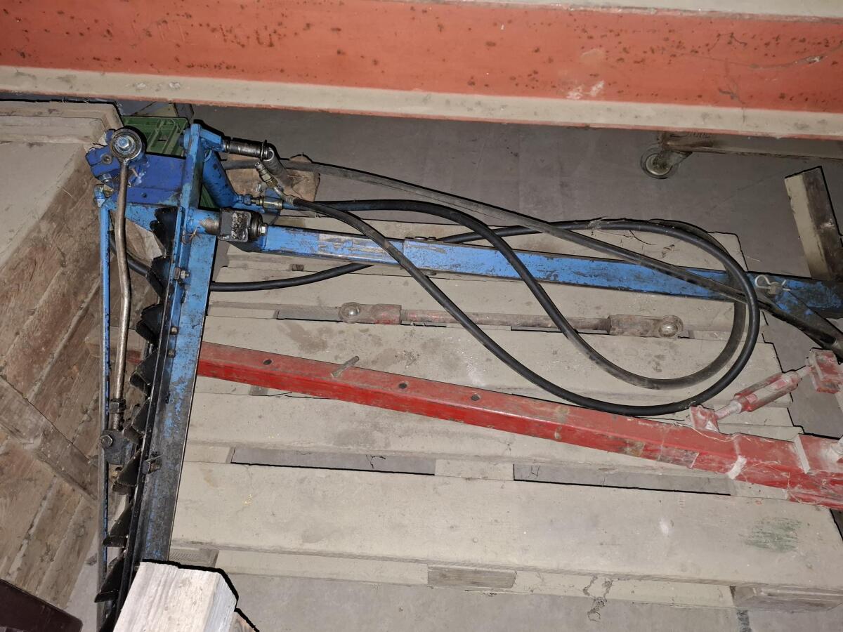 Verkaufe alten Reben-Vorschneider 3