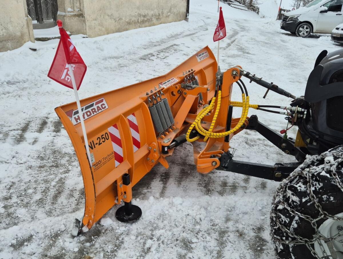 Schneepflug Hydrac 2