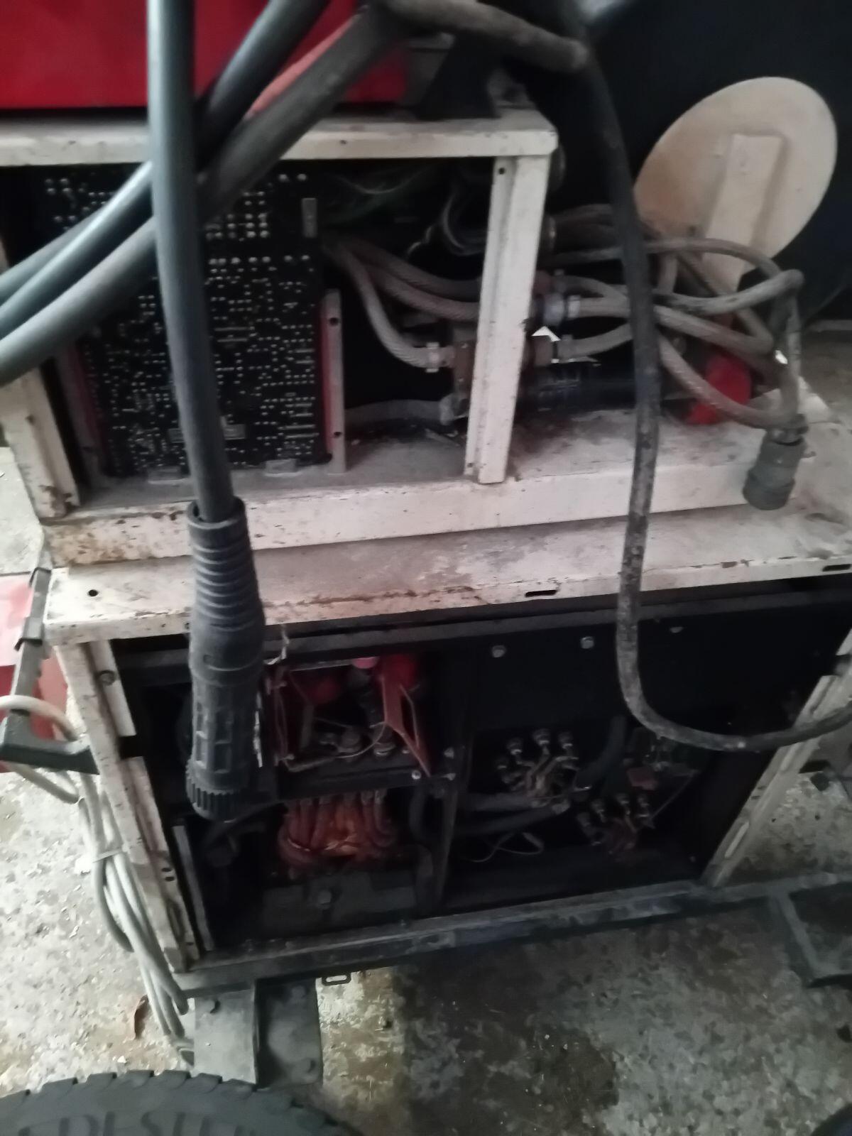 Schutzgasschweißgerät Fronius 2