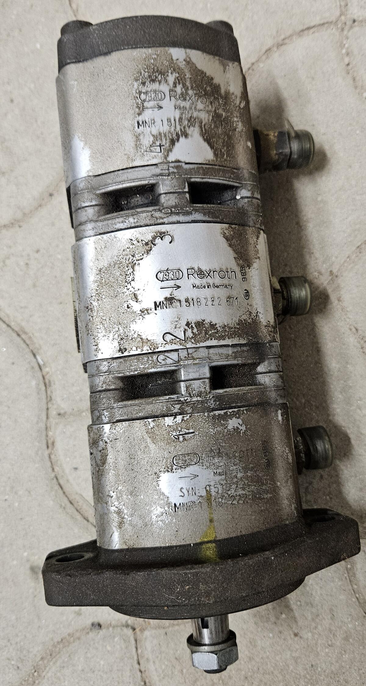 Neue hydr. Pumpe 8018 JCB Minibagger 2