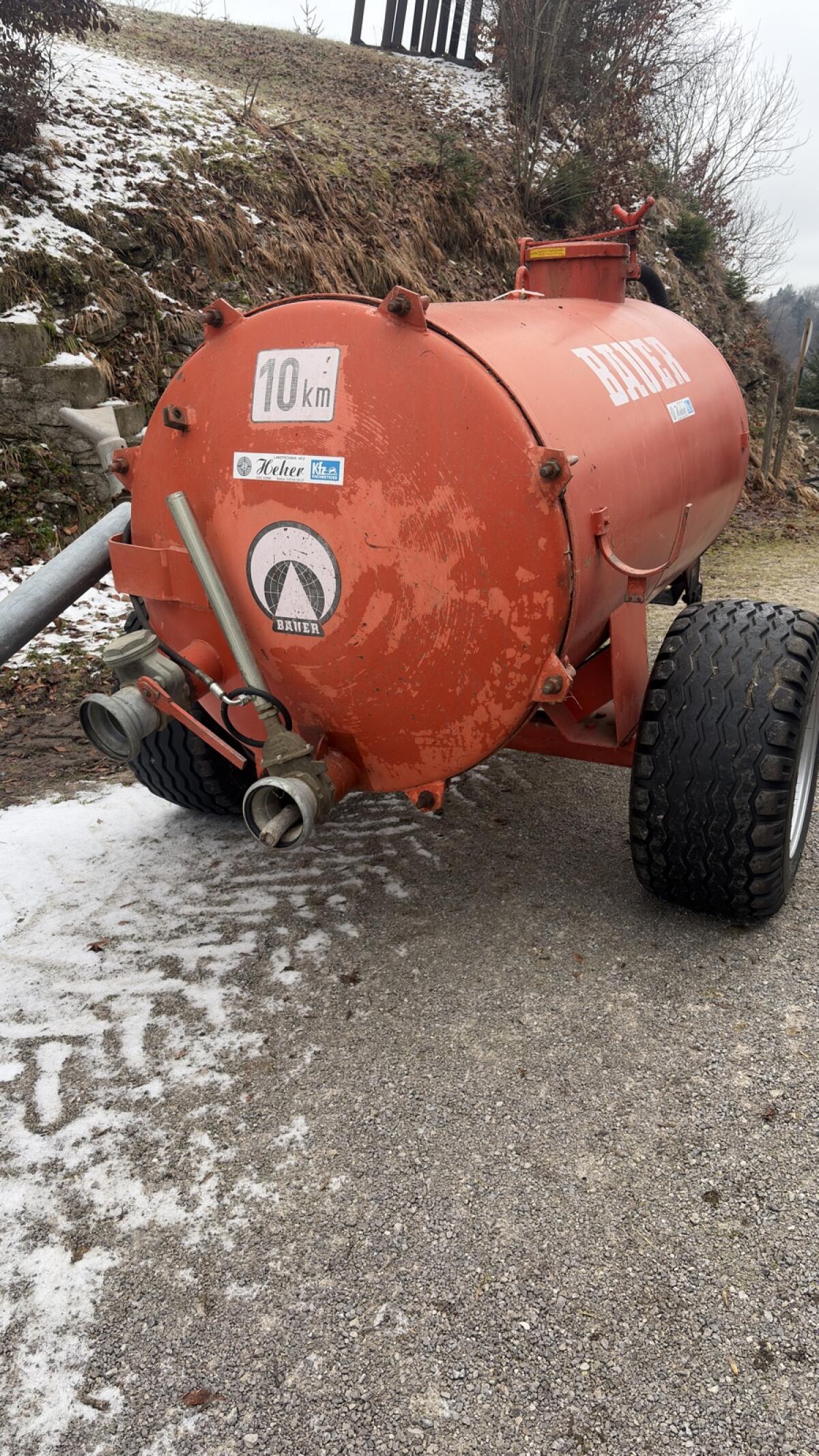 Güllefass Bauer V22S 2.200 l 3